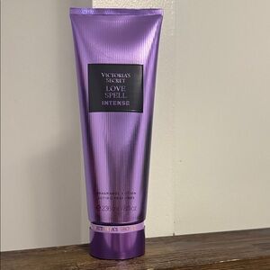 Victoria's Secret Purple Metallic Love Spell Intense Lotion